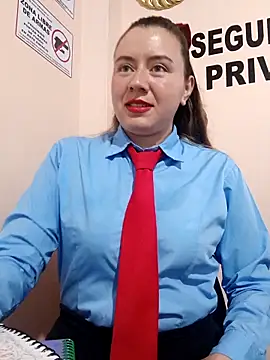 Snapshot of Hannah-colx chatting on 04/29/26, 01:48 Hannah-colx online show from 04/29/26, 01:48