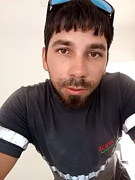 Snapshot of Lushakuiron1 chatting on 01/17/26, 12:43 Lushakuiron1 online show from 01/17/26, 12:43