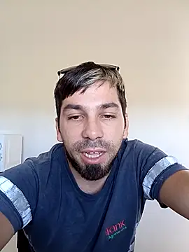 Snapshot of Lushakuiron1 chatting on 03/24/26, 02:22 Lushakuiron1 online show from 03/24/26, 02:22