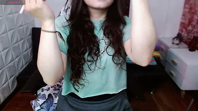 Eva Roussell online show from 04/14/26, 03:07