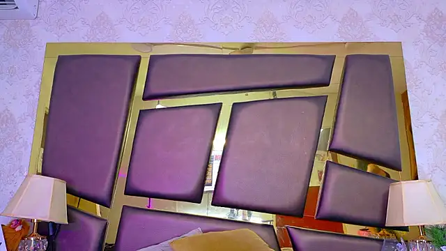 Snapshot of EmilieLake chatting on 03/11/26, 09:43 EmilieLake online show from 03/11/26, 09:43