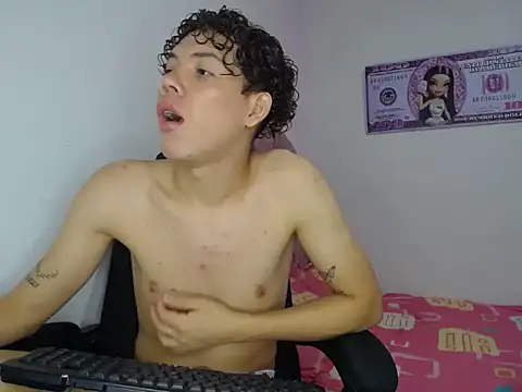 Snapshot of brutal_dirty_sex chatting on 11/16/25, 05:18 brutal dirty sex online show from 11/16/25, 05:18