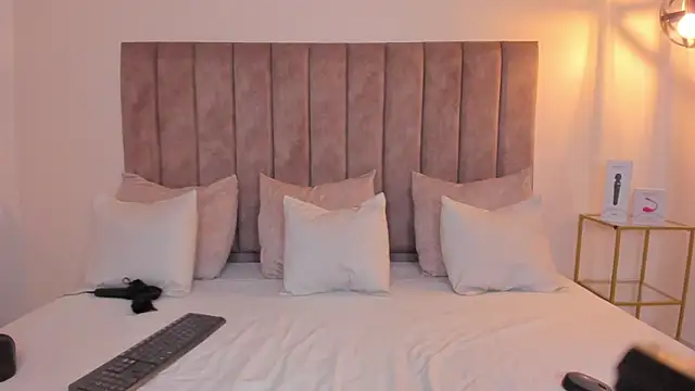 amber colliiins online show from 02/13/26, 05:31