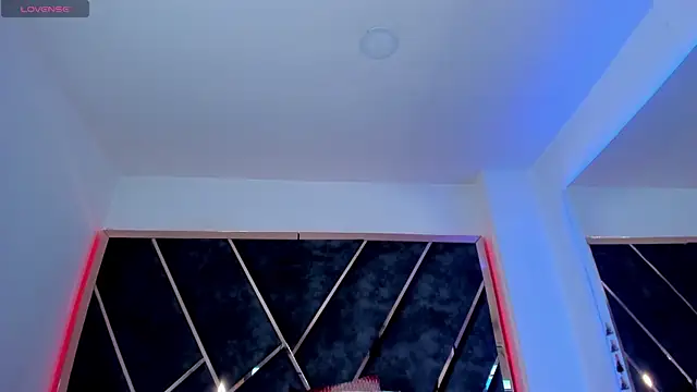 SusanaHenao online show from 11/04/25, 06:29