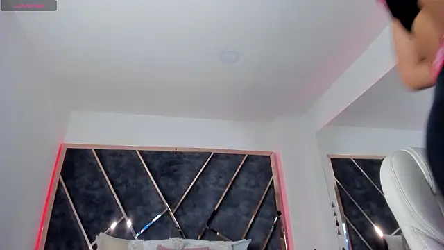 SusanaHenao online show from 03/17/26, 03:48