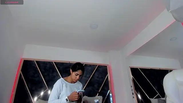 SusanaHenao online show from 03/24/26, 05:18