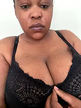 Lisa z online show from 10/05/25, 07:07