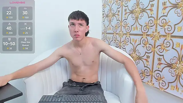 LittleDanny  online show from 10/24/25, 05:53