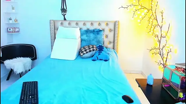 LenaStylesOA online show from 09/24/25, 08:34