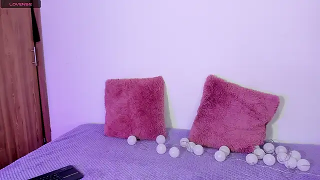 Valeri 13 online show from 12/19/25, 04:08