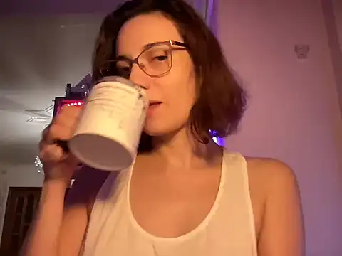 Tomiriss online show from 09/11/25, 11:27