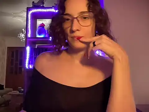 Tomiriss online show from 09/16/25, 12:22