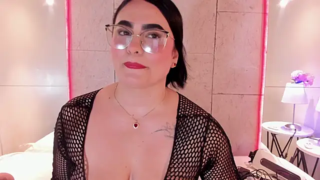 Snapshot of sofiiacarson chatting on 05/25/26, 11:38 sofiiacarson online show from 05/25/26, 11:38