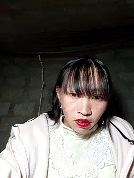 tcm-cute online show from 11/14/25, 01:10