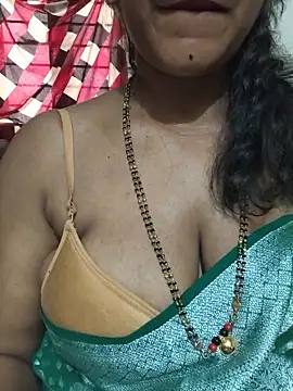 Snapshot of Spoorthi6_Kannada_Telugu chatting on 05/15/26, 04:41 Spoorthi6 Kannada Telugu online show from 05/15/26, 04:41