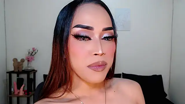 Snapshot of Lessandra_Lust chatting on 09/11/25, 03:12 Lessandra Lust online show from 09/11/25, 03:12