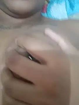 Snapshot of nessinha12 chatting on 09/15/25, 09:20 nessinha12 online show from 09/15/25, 09:20