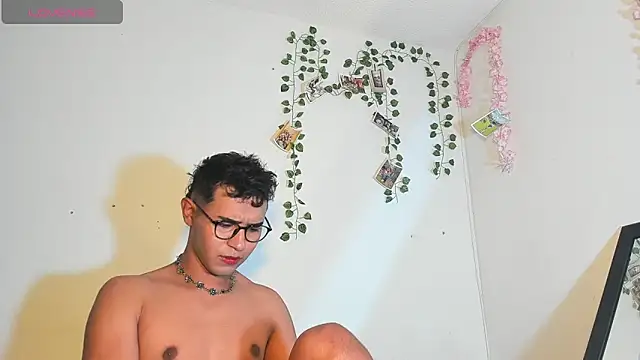 Snapshot of cute_sammy_1 chatting on 09/25/25, 11:47 cute sammy 1 online show from 09/25/25, 11:47