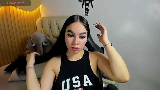 MOLLYSPENCER1 online show from 07/04/26, 06:58