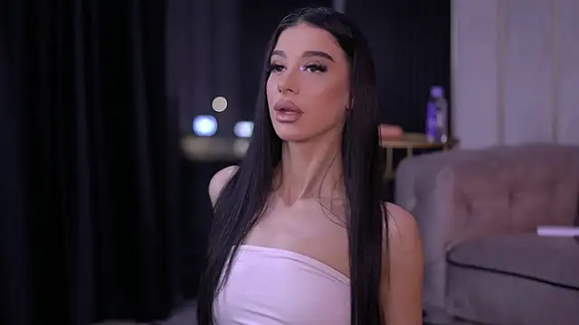 ArinaCarter online show from 12/19/25, 06:48