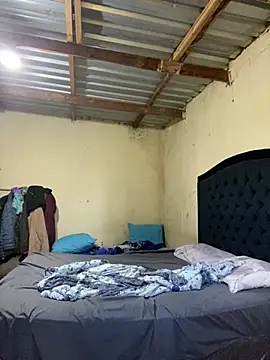 Curvycandy95 online show from 04/21/26, 05:58