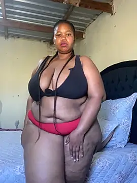 Snapshot of Curvycandy95 chatting on 06/14/26, 08:16 Curvycandy95 online show from 06/14/26, 08:16