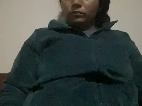 Snapshot of piyassi__divya chatting on 02/12/26, 03:07 piyassi divya online show from 02/12/26, 03:07