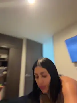 AlannaEvons online show from 04/21/26, 02:51