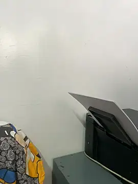 LOVE4GIRL online show from 04/18/26, 07:01