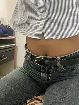 LOVE4GIRL online show from 04/20/26, 11:13