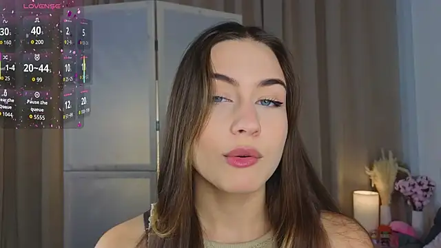 Moonlight1Sonata1 online show from 11/17/25, 09:04