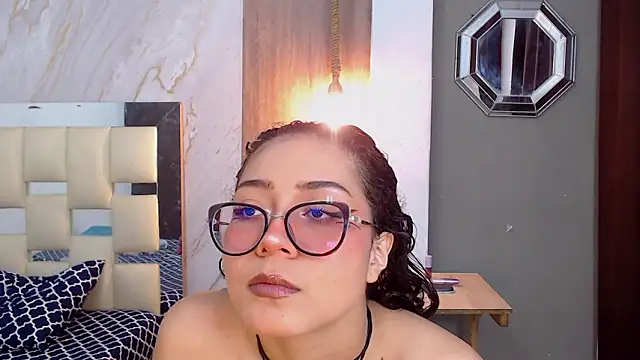 honeymoon 12 online show from 03/25/26, 03:45