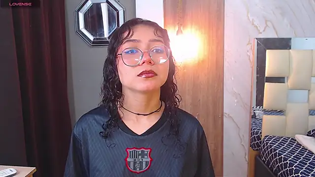 honeymoon 12 online show from 04/20/26, 04:37