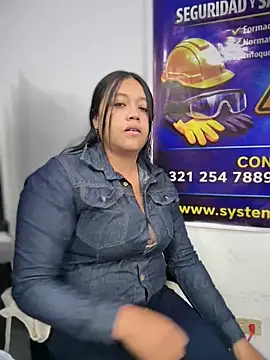 -Mia1 online show from 04/21/26, 12:44