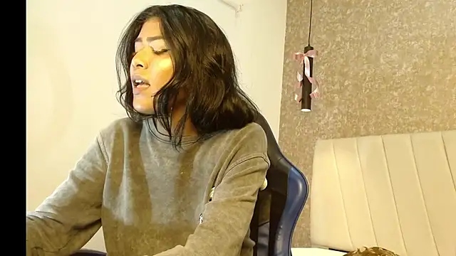 babilett online show from 10/03/25, 12:02