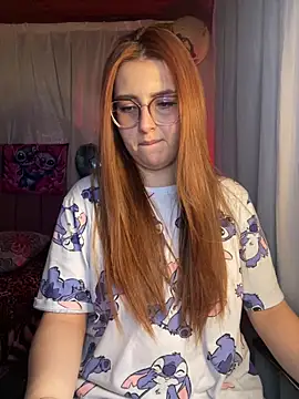 CoraVibes online show from 02/13/26, 03:19