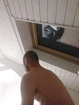 Snapshot of Hahahhdsj112 chatting on 10/11/25, 08:07 Hahahhdsj112 online show from 10/11/25, 08:07