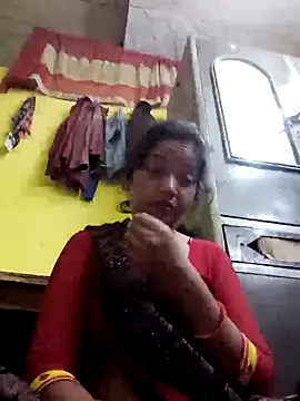 Snapshot of Seema_guptaji chatting on 04/14/26, 07:53 Seema guptaji online show from 04/14/26, 07:53