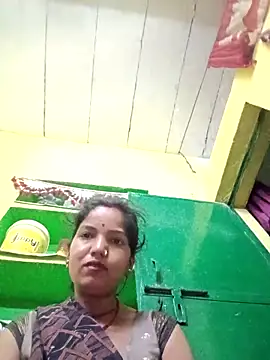 Snapshot of Seema_guptaji chatting on 04/18/26, 09:37 Seema guptaji online show from 04/18/26, 09:37