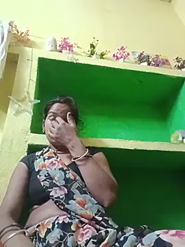 Snapshot of Seema_guptaji chatting on 07/03/26, 04:35 Seema guptaji online show from 07/03/26, 04:35