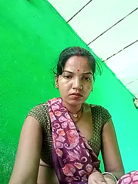Snapshot of Seema_guptaji chatting on 07/06/26, 08:33 Seema guptaji online show from 07/06/26, 08:33