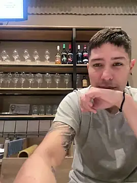 Snapshot of 9999Alez chatting on 09/19/25, 07:25 9999Alez online show from 09/19/25, 07:25