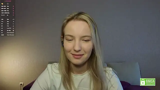 Snapshot of HongTomczak chatting on 06/14/26, 07:43 HongTomczak online show from 06/14/26, 07:43