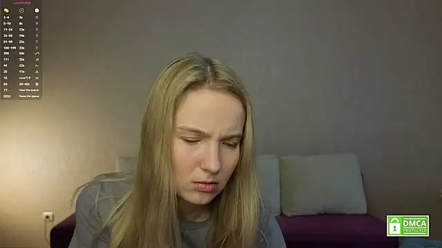 Snapshot of HongTomczak chatting on 06/19/26, 07:45 HongTomczak online show from 06/19/26, 07:45