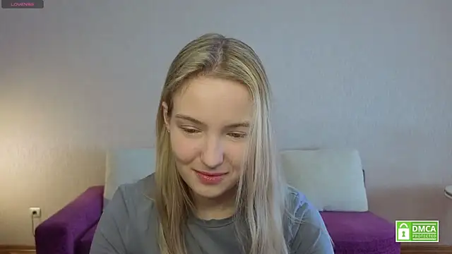 Snapshot of HongTomczak chatting on 06/20/26, 07:44 HongTomczak online show from 06/20/26, 07:44