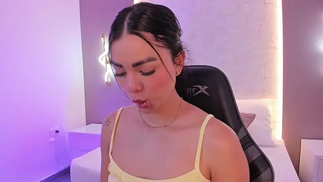 emily tolson online show from 02/28/26, 12:06