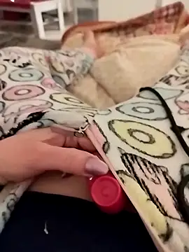 TaraWild online show from 02/07/26, 12:36