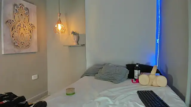 Mia Duarte1 online show from 06/30/26, 01:01