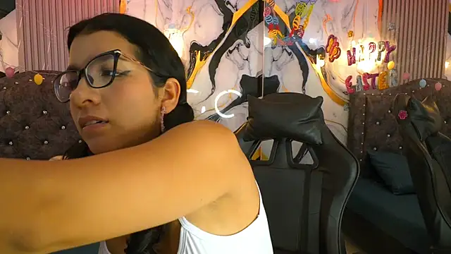 GiaCutee online show from 04/01/26, 03:18