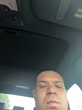 YadielPublic online show from 09/13/25, 07:35